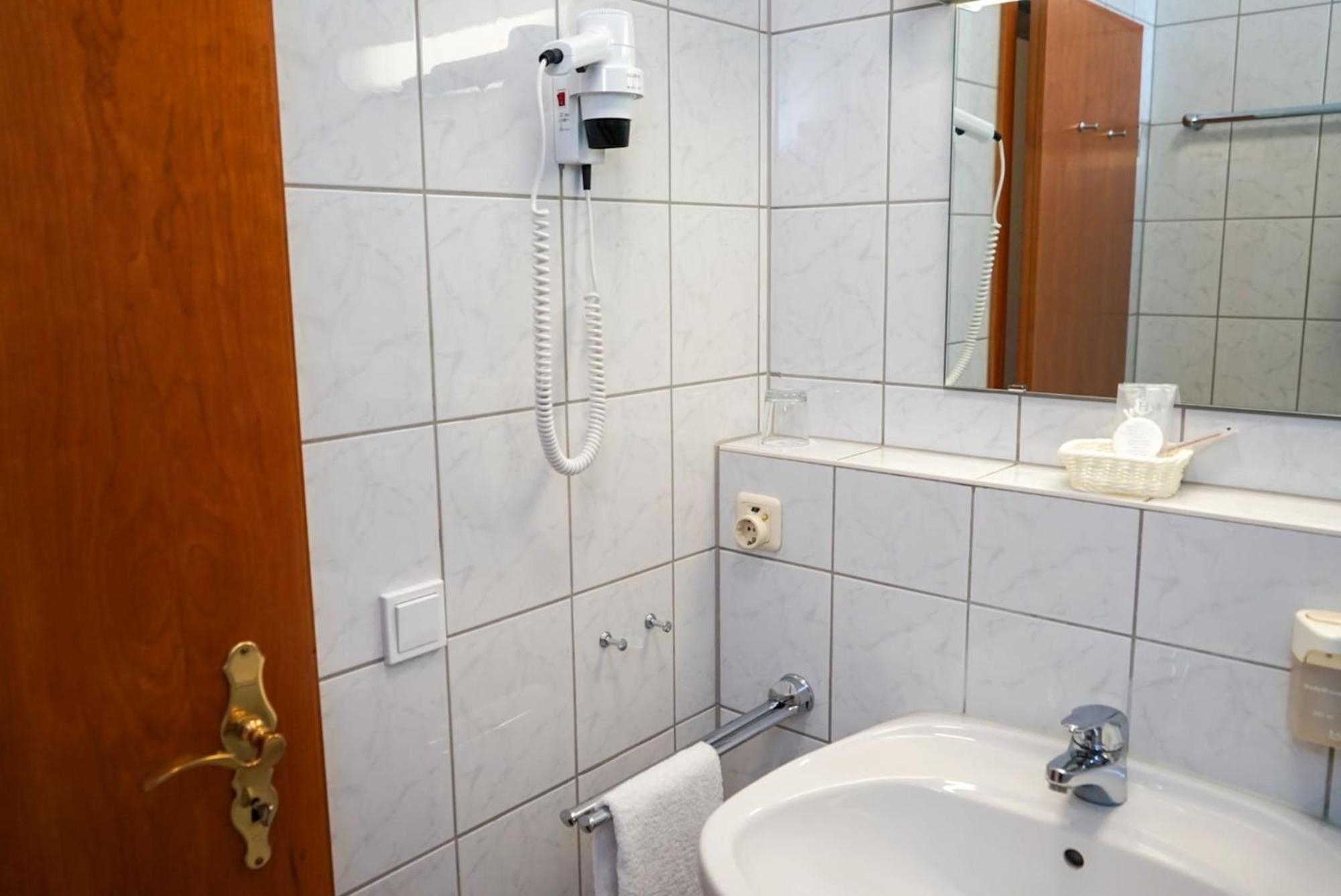Single Room Balcony,1742945082:JPEG