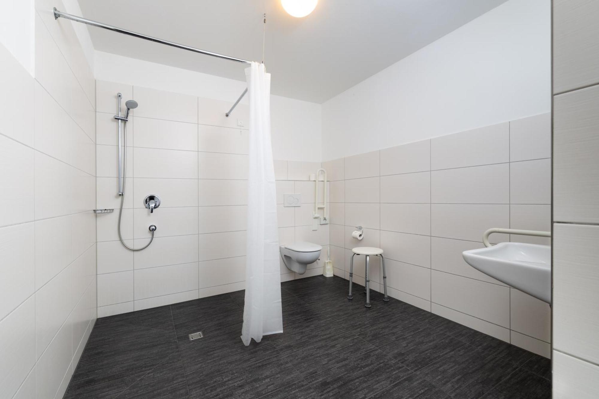 Classic Quintuple Room,1743053940:JPEG
