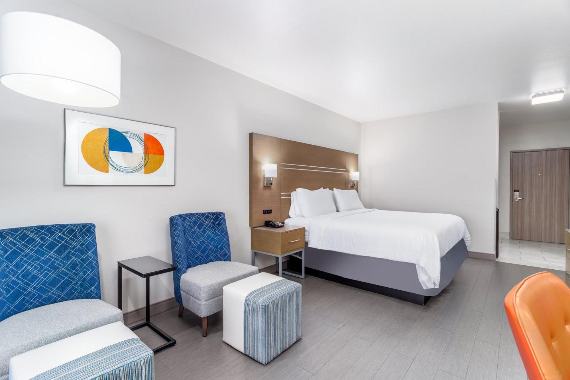 Standard King Room