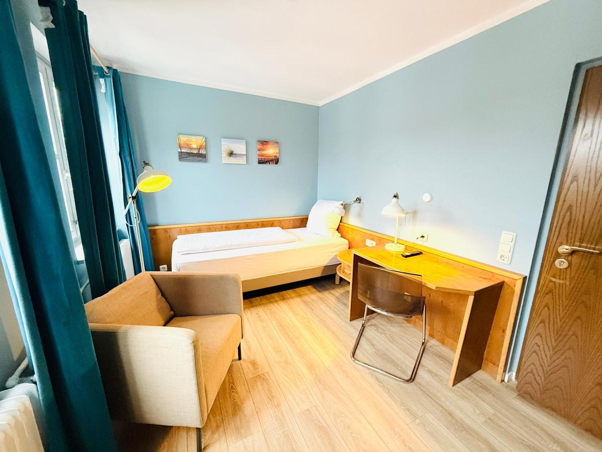 Standard Single Room