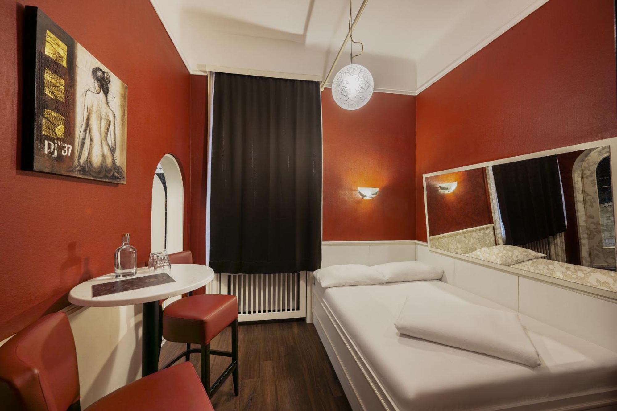 Single Room