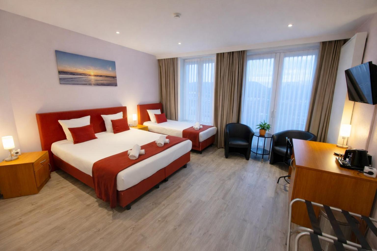 Dreibettzimmer