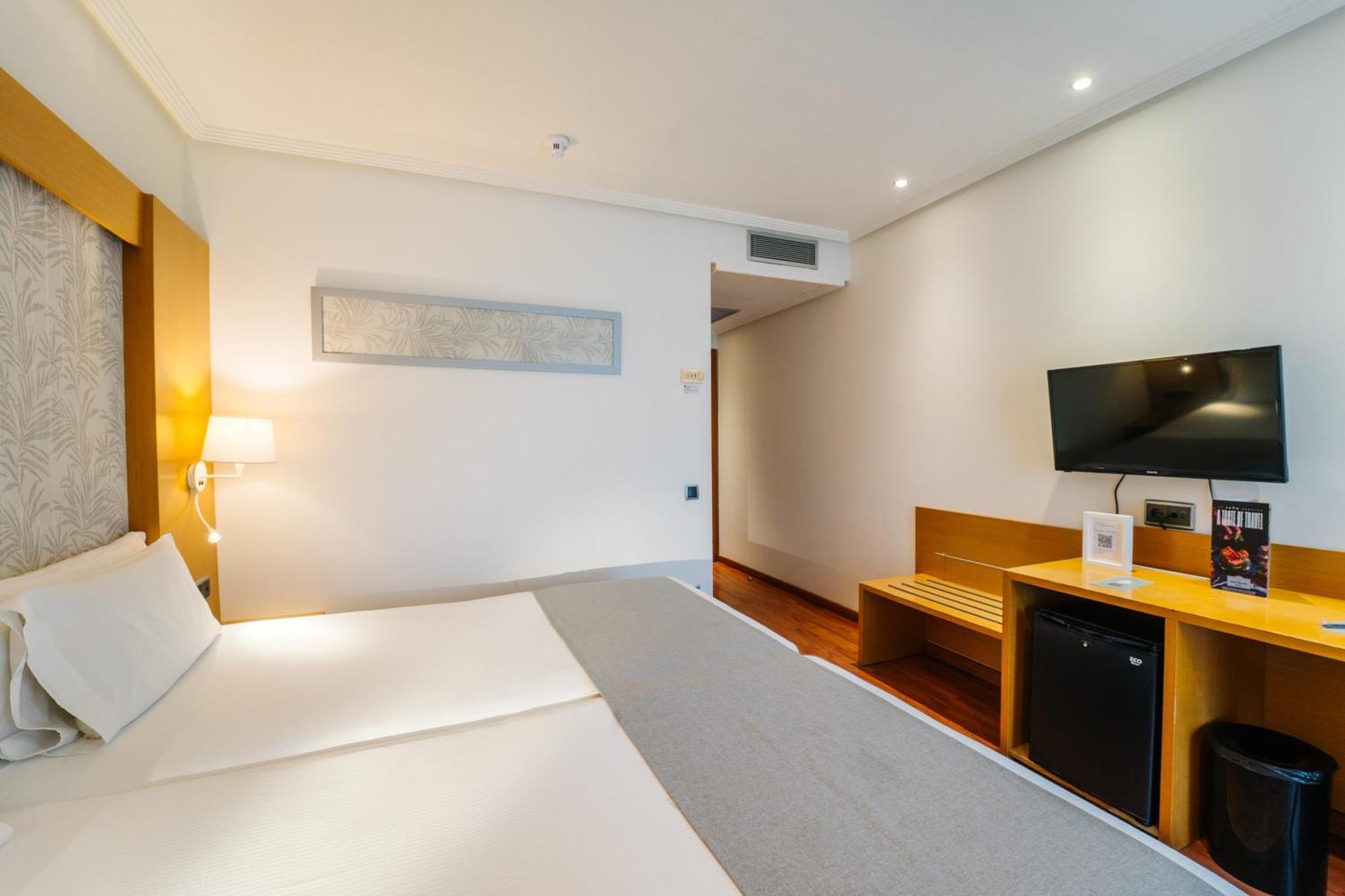 Doppelzimmer (1 Erwachsener + 1 Kind)