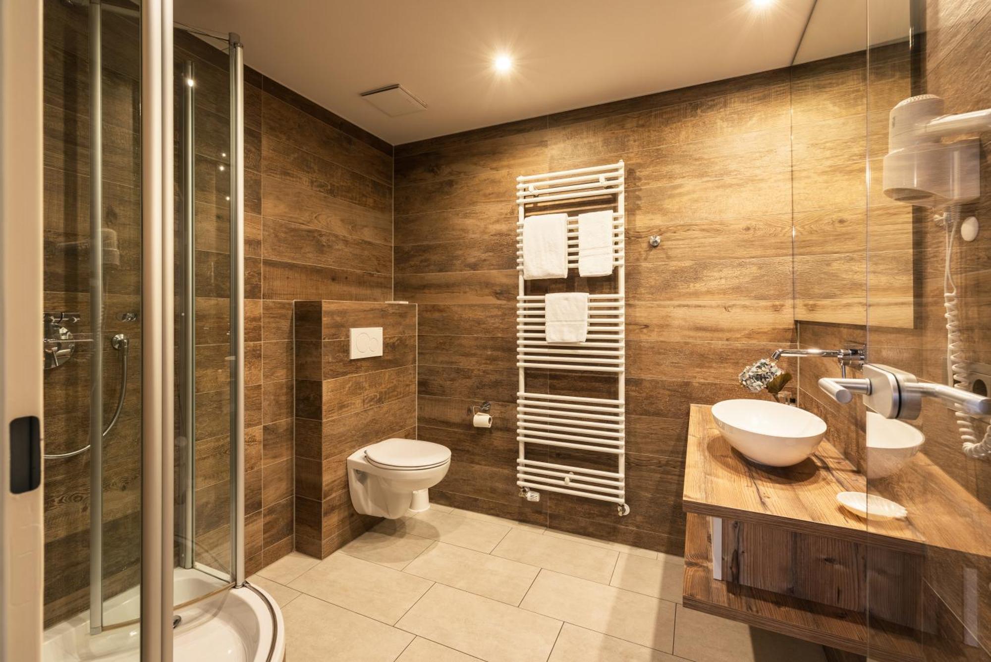 Standard Single Room,1758624360:JPEG