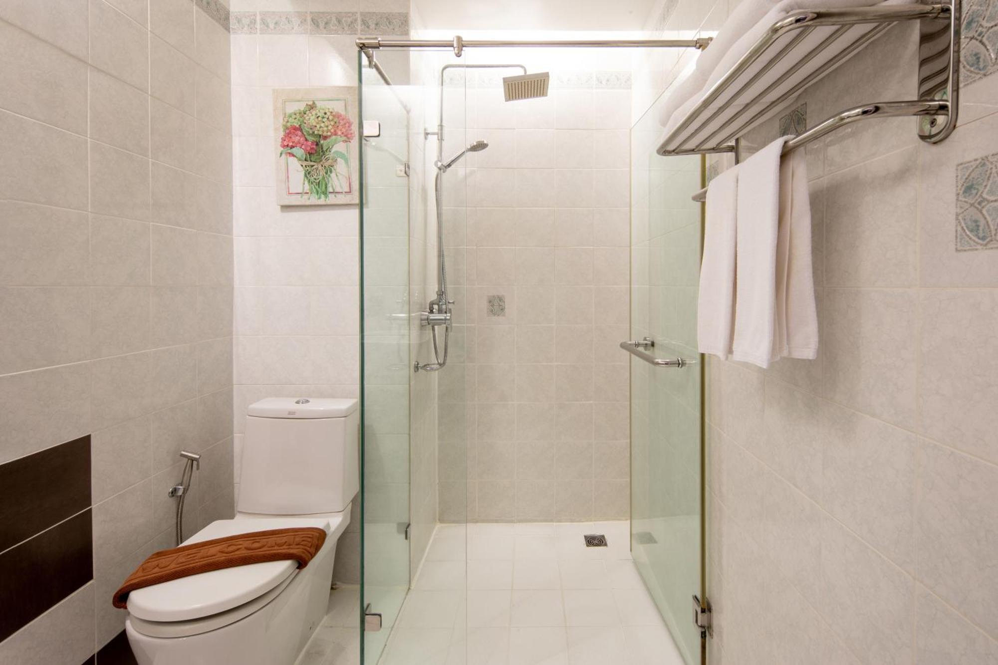 Superior Room,1772917541:JPEG