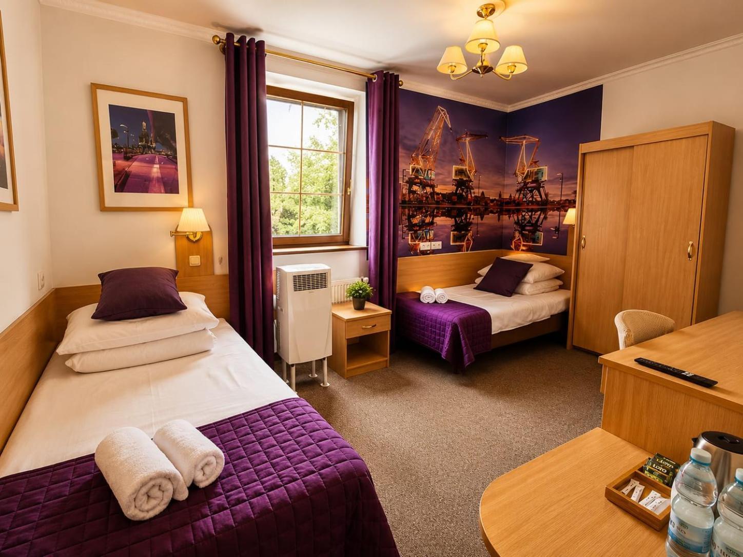 Economy Twin Room