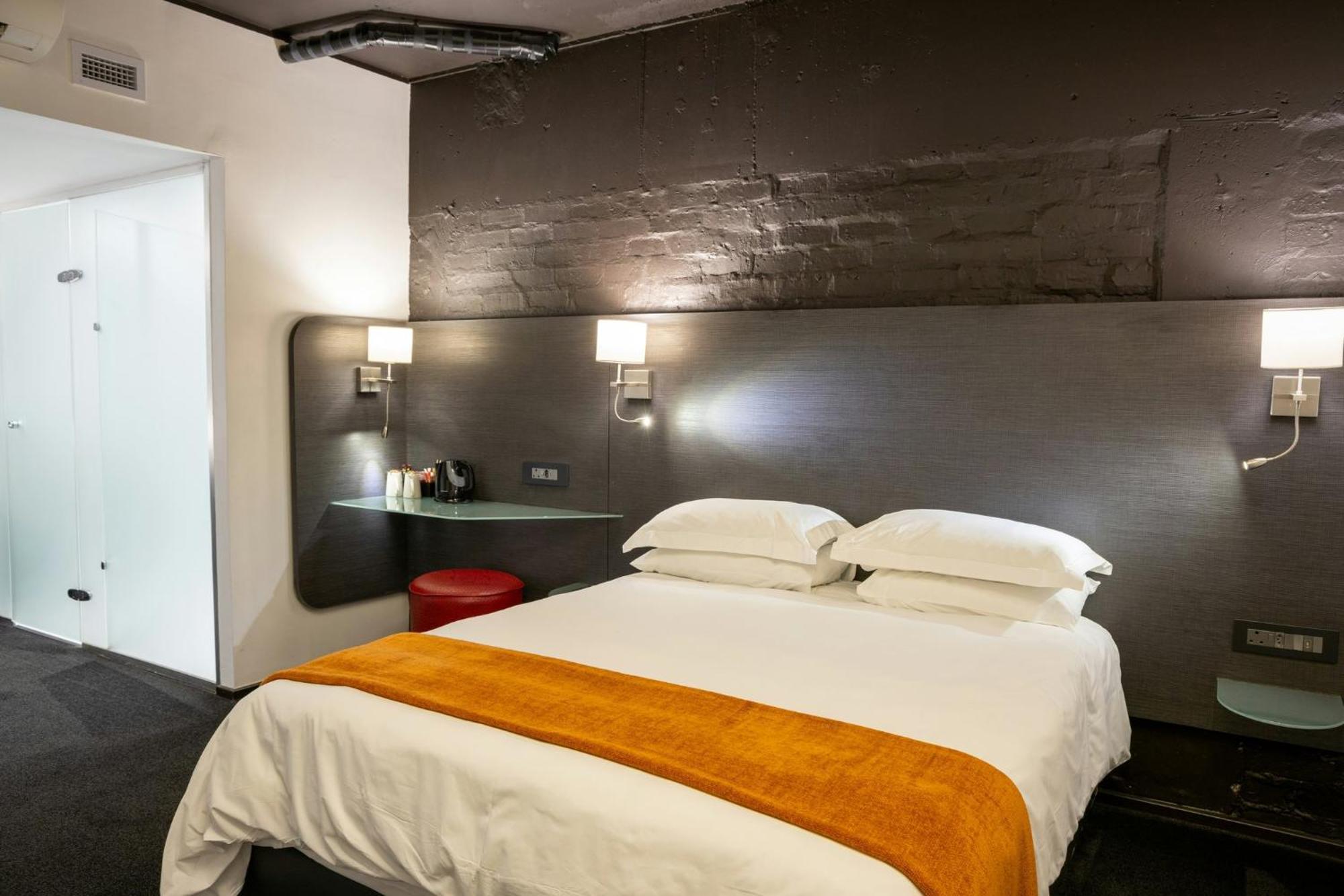 Cabin Room