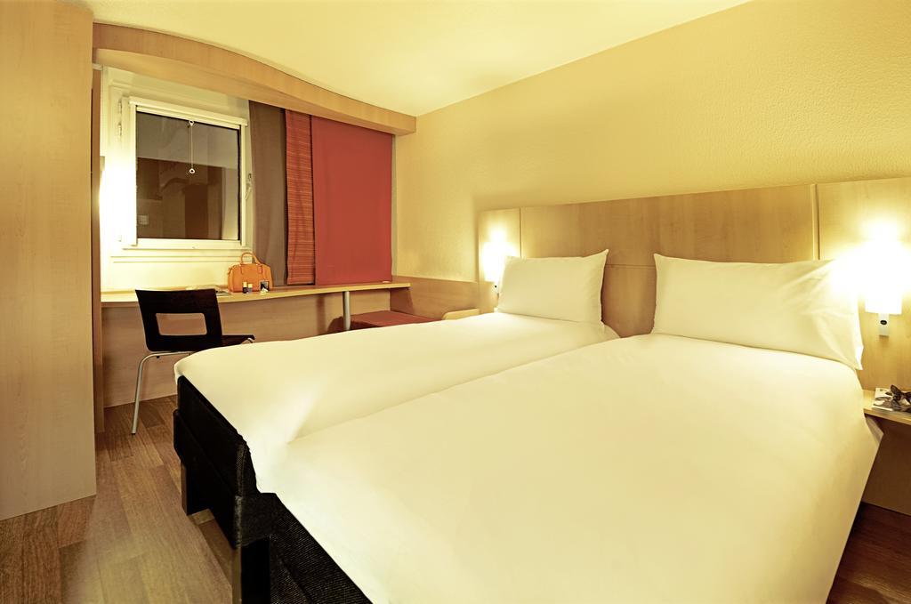 Standard Zimmer mit 2 Einzelbetten