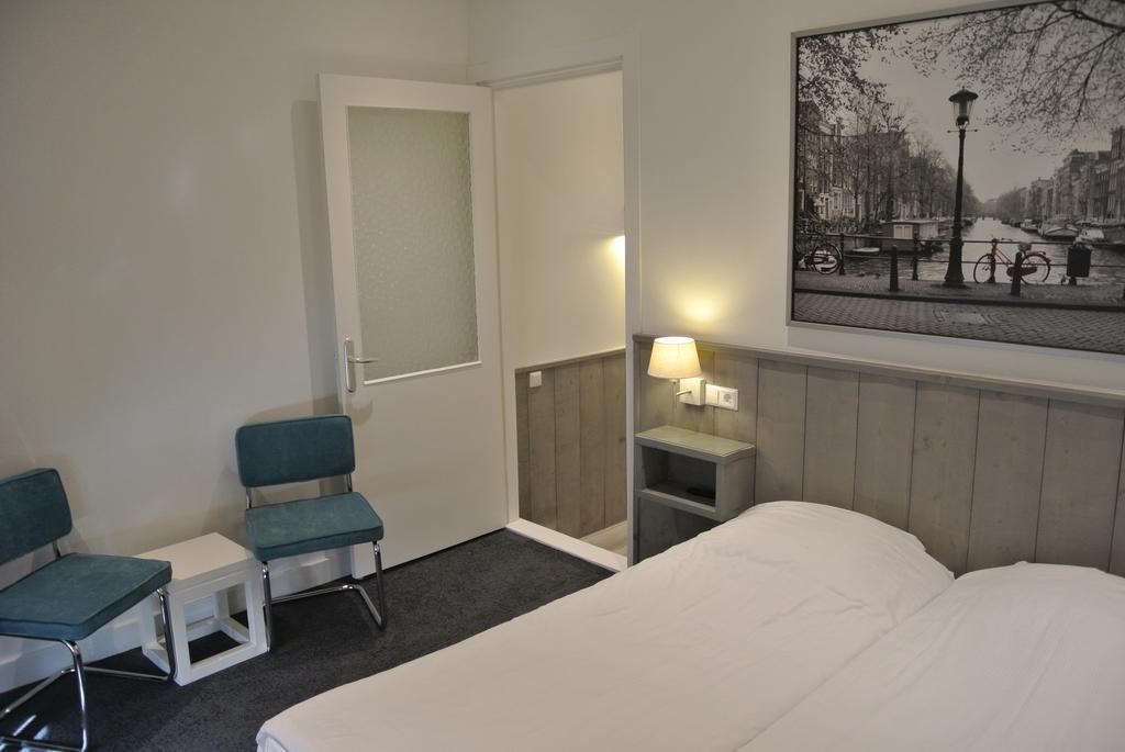 Dreibettzimmer