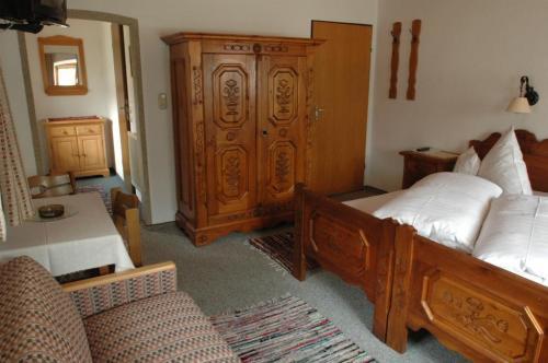 Familienzimmer (3 Erwachsene)