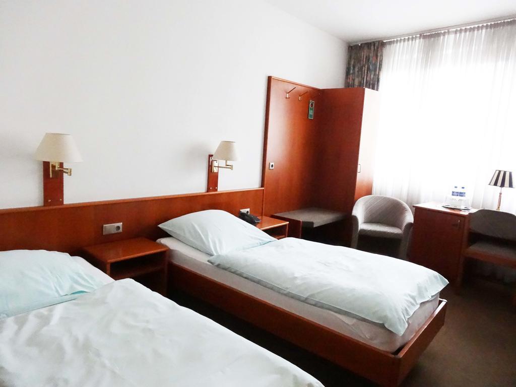 Zweibettzimmer