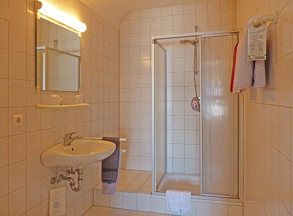 Dreibettzimmer