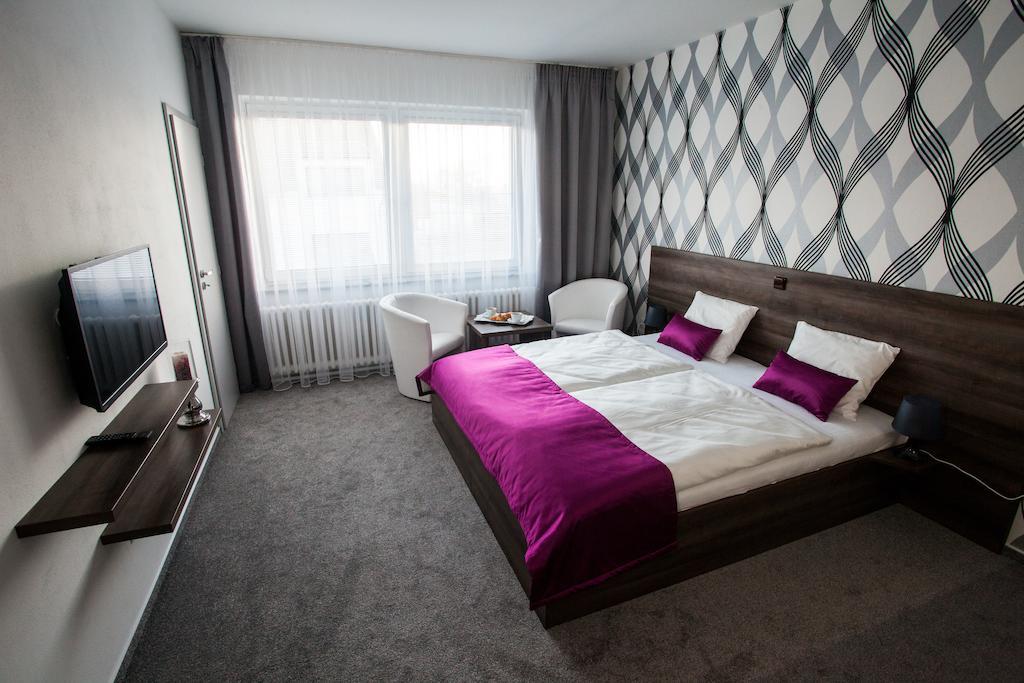 Double or Twin Room,236569293:JPEG