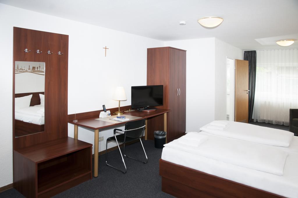 Comfort Single Room,779592330:JPEG