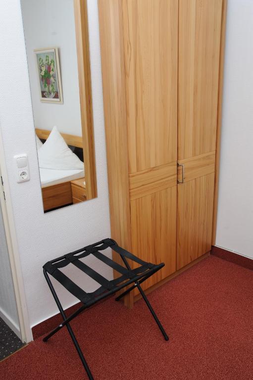 Single Room,25649073:JPEG