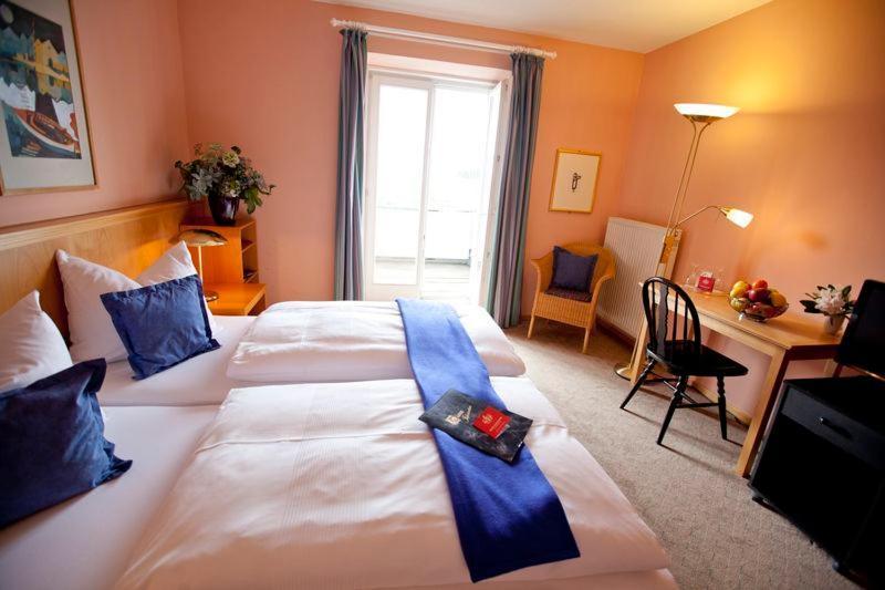 Single Room,27369770:JPEG