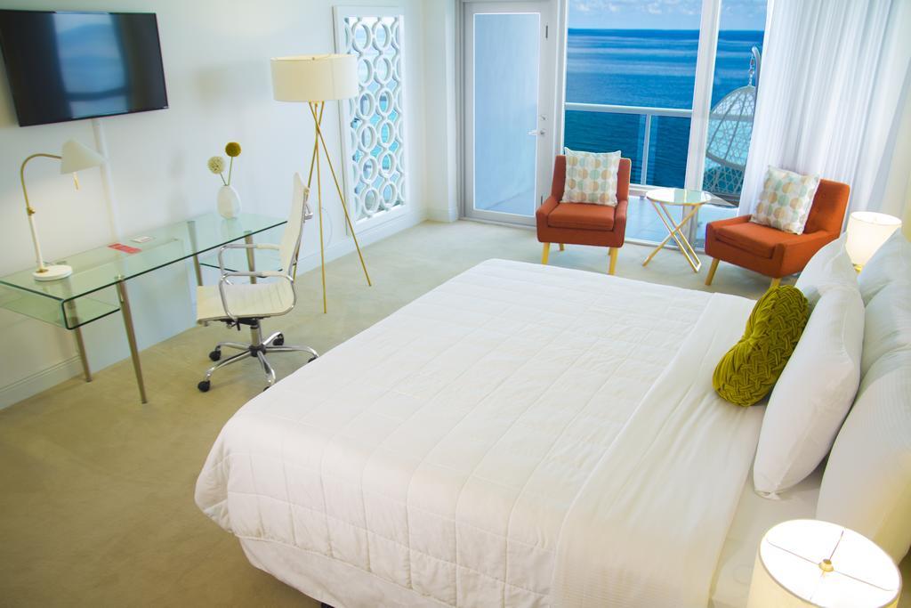 Executive mit Kingsize-Bett direkt am Meer