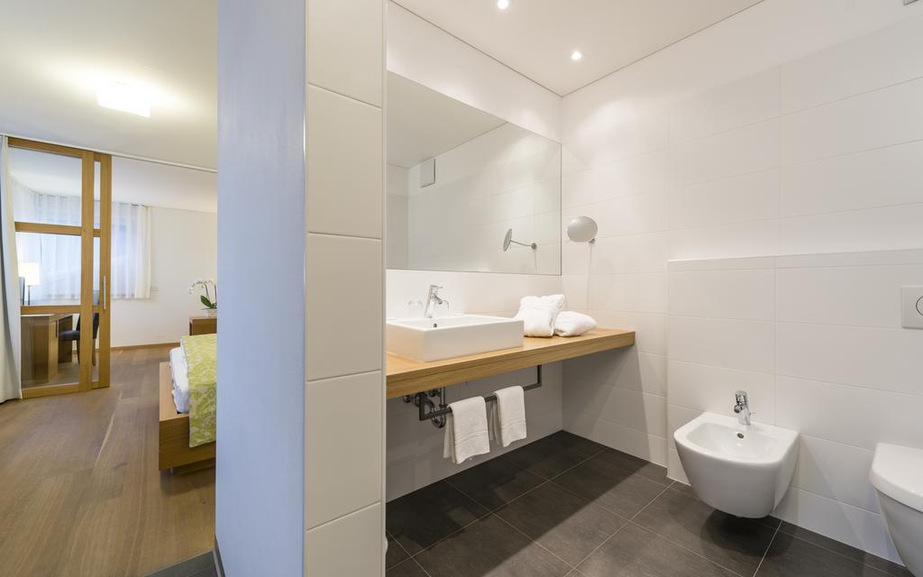 Classic Double Room,343874845:JPEG
