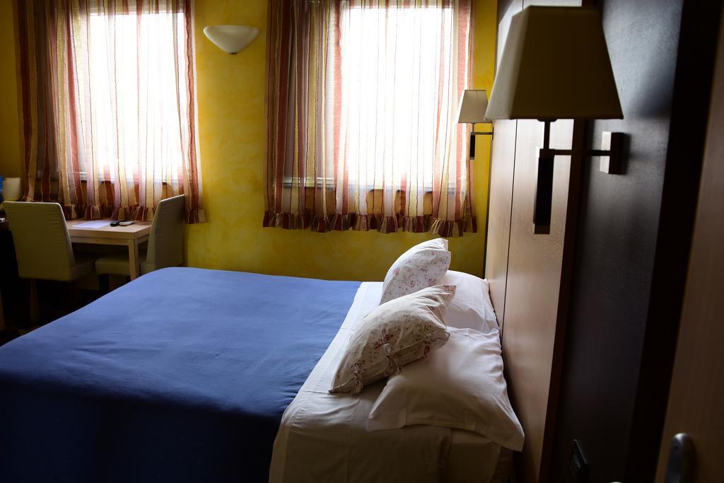 Economy Double or Twin Room