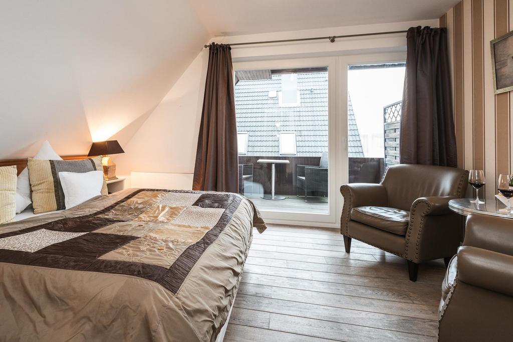 Standard Double Room,394928040:JPEG
