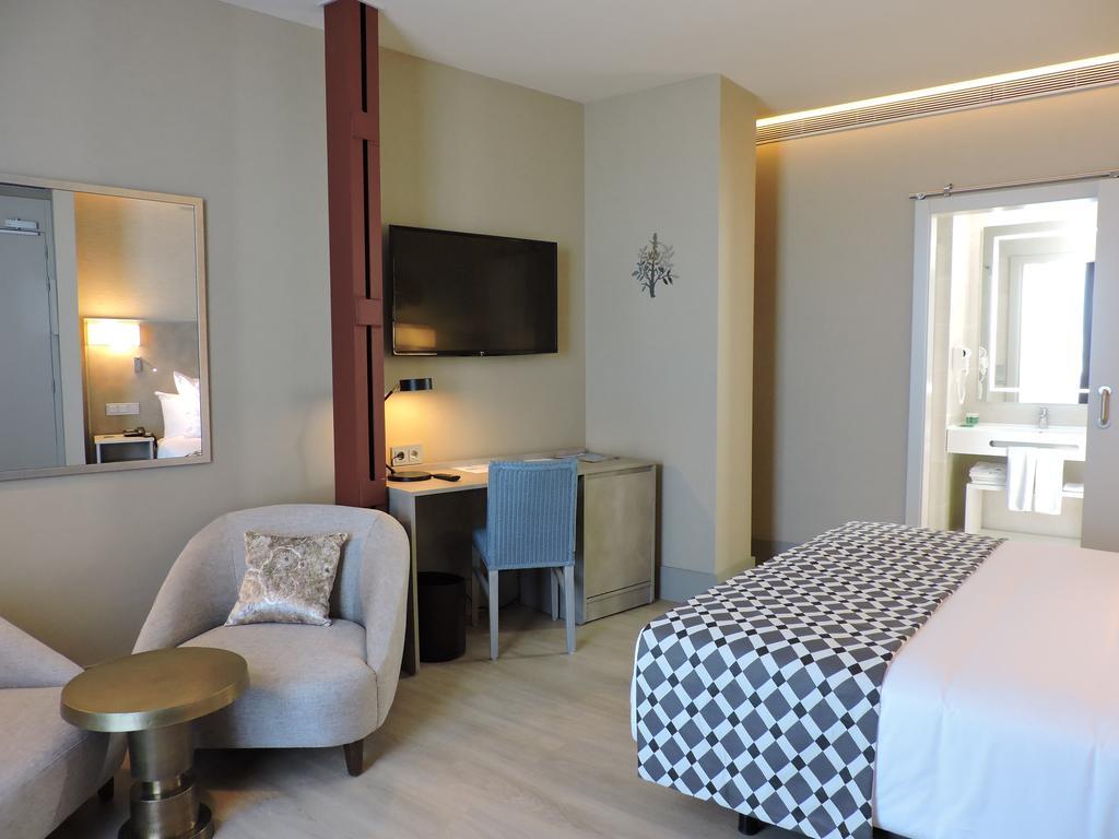 Deluxe Doppel-/Zweibettzimmer mit Terrasse