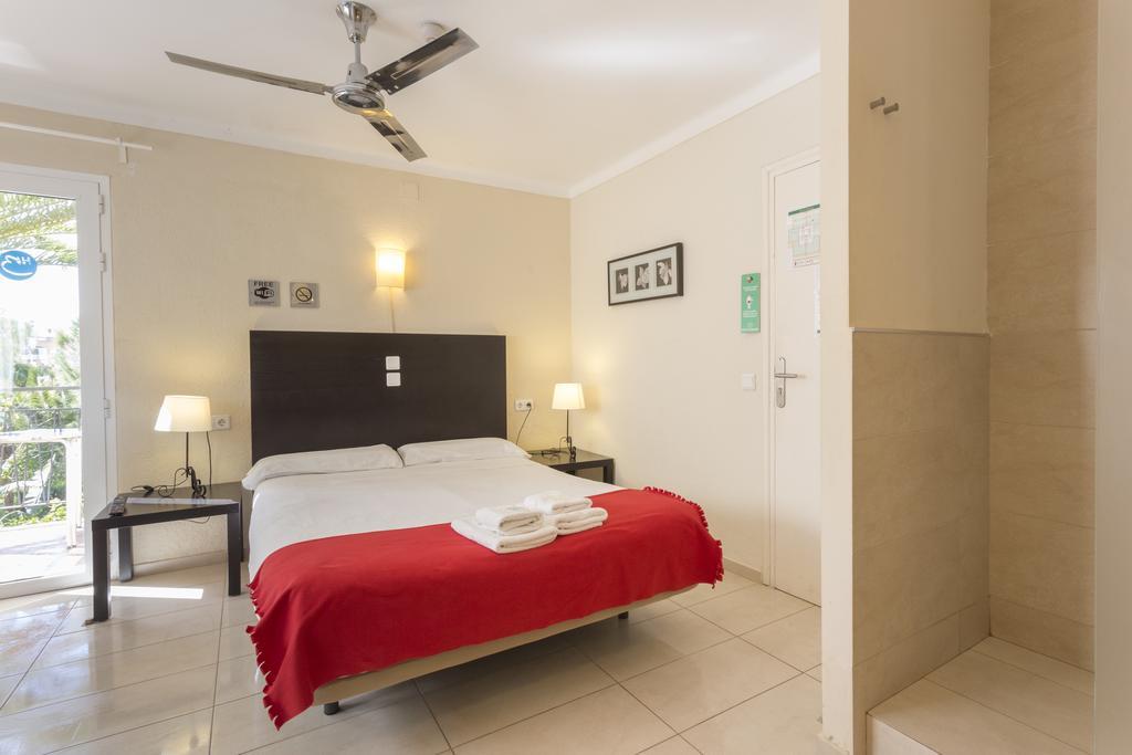 Double or Twin Room Balcony