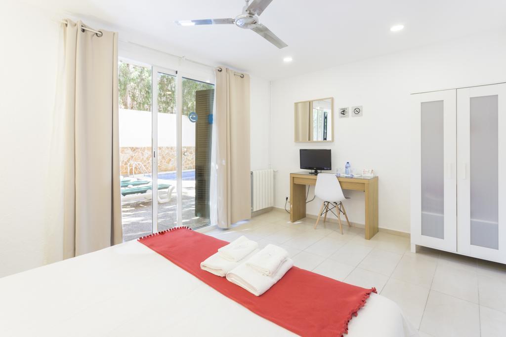 Double or Twin Room Balcony