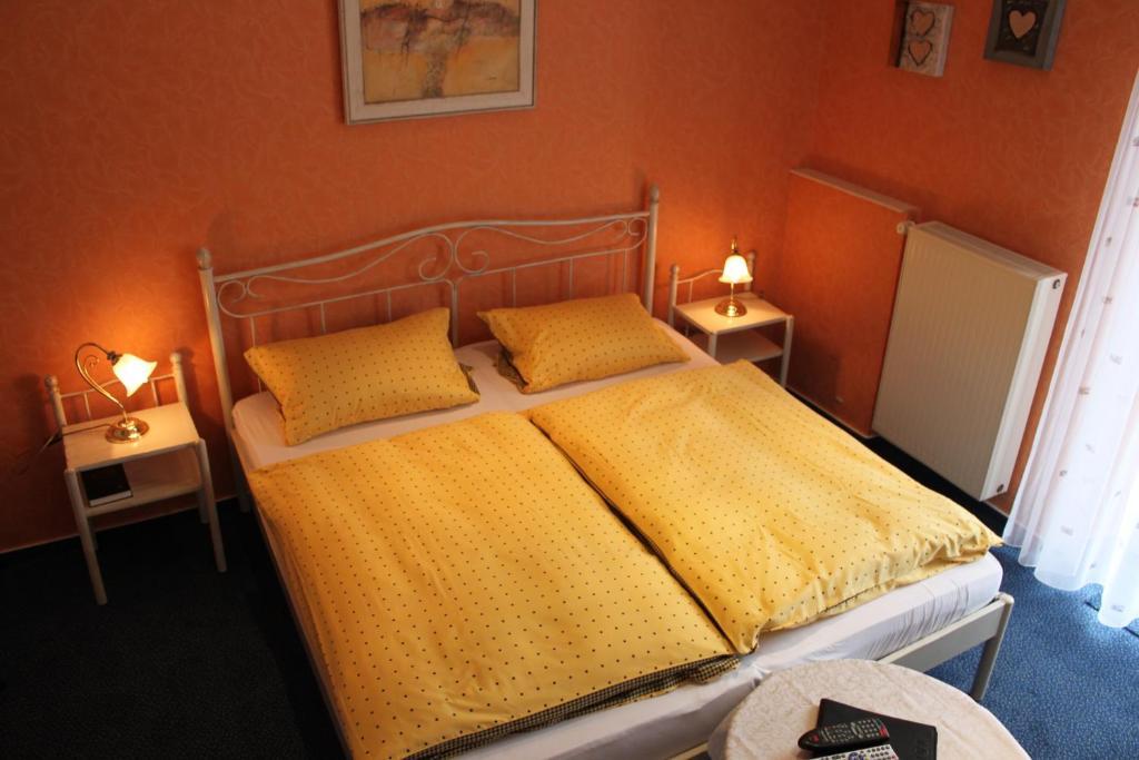 Standard Doppelzimmer mit Flussblick