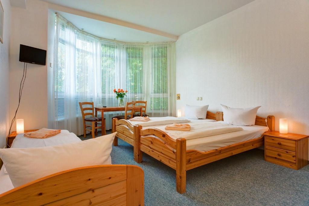 Dreibettzimmer