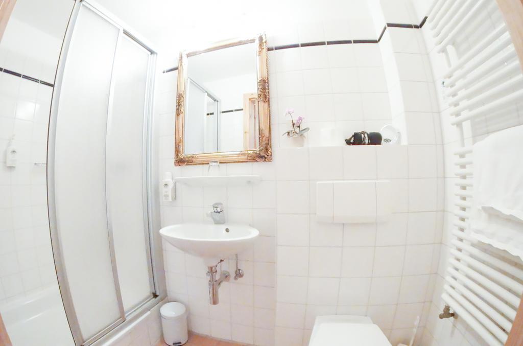 Single Room Comfort