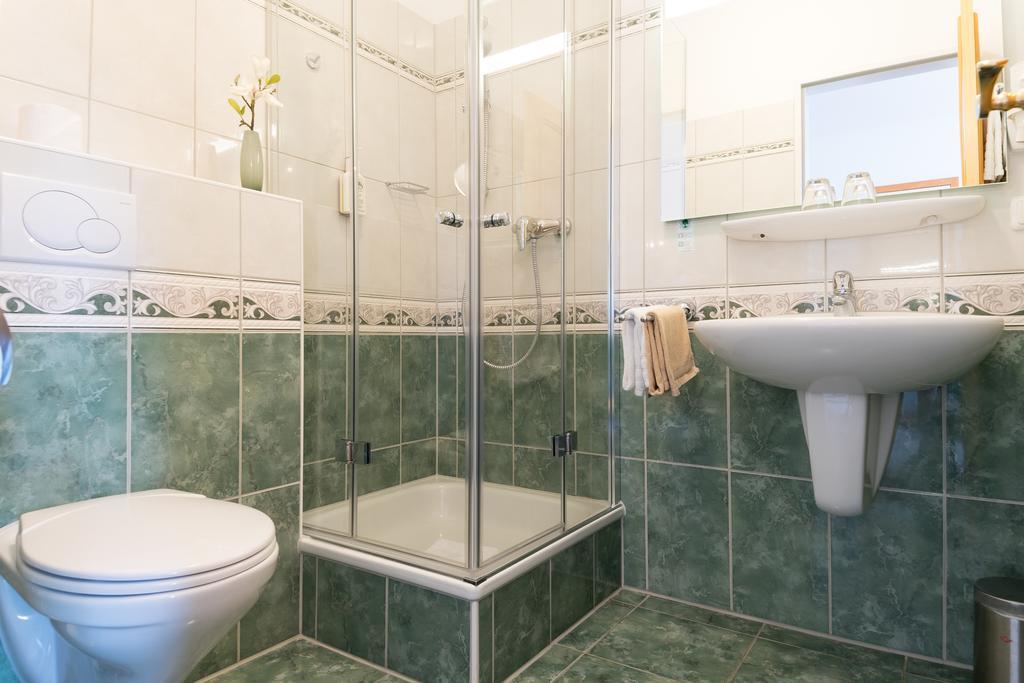 Single Room Comfort