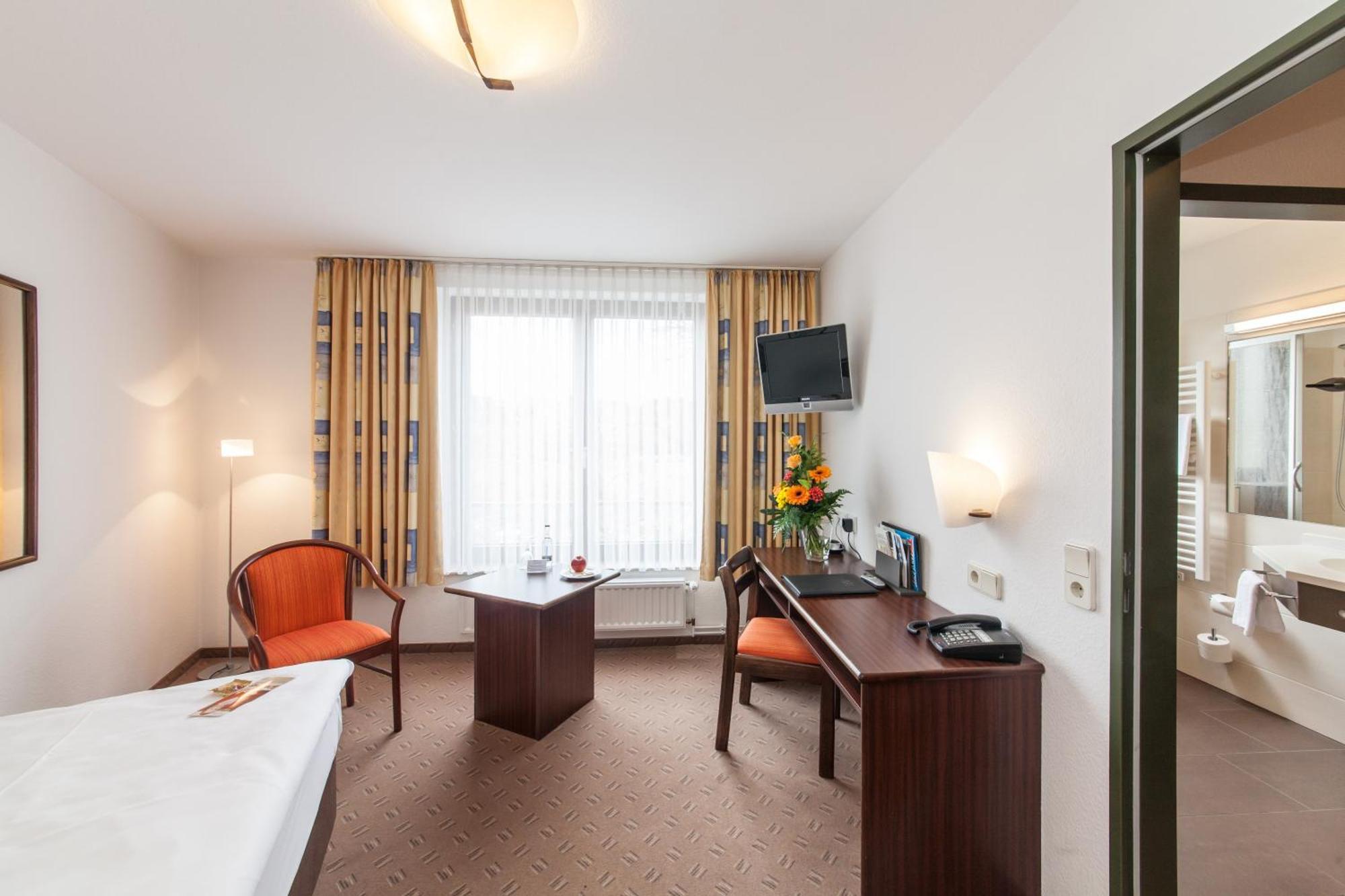 Economy Single Room