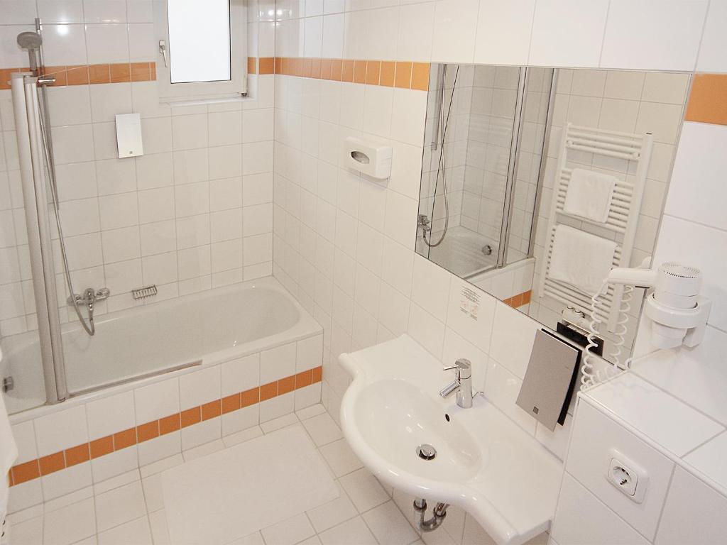 Dreibettzimmer