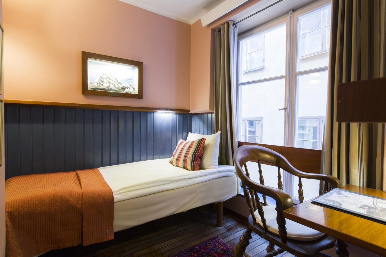 Standard Single Room,554806344:JPEG