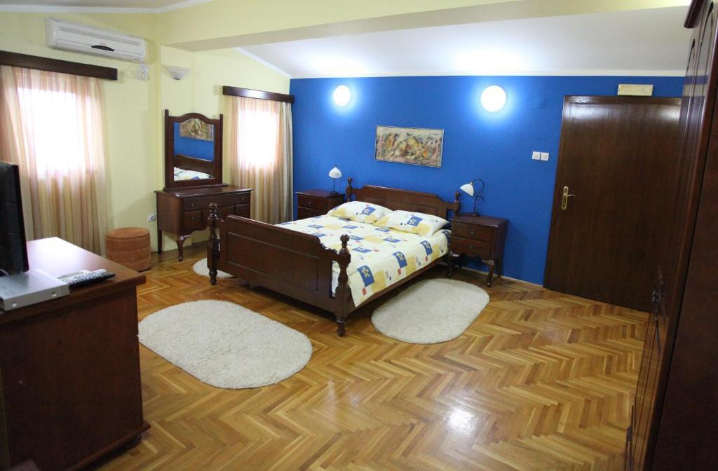Zweibettzimmer