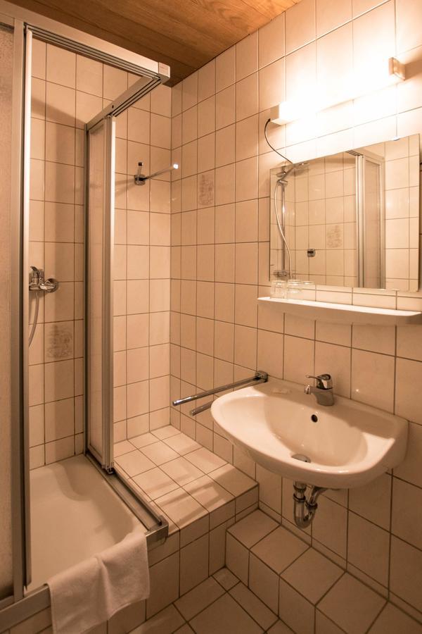 Single Room,560464440:JPEG