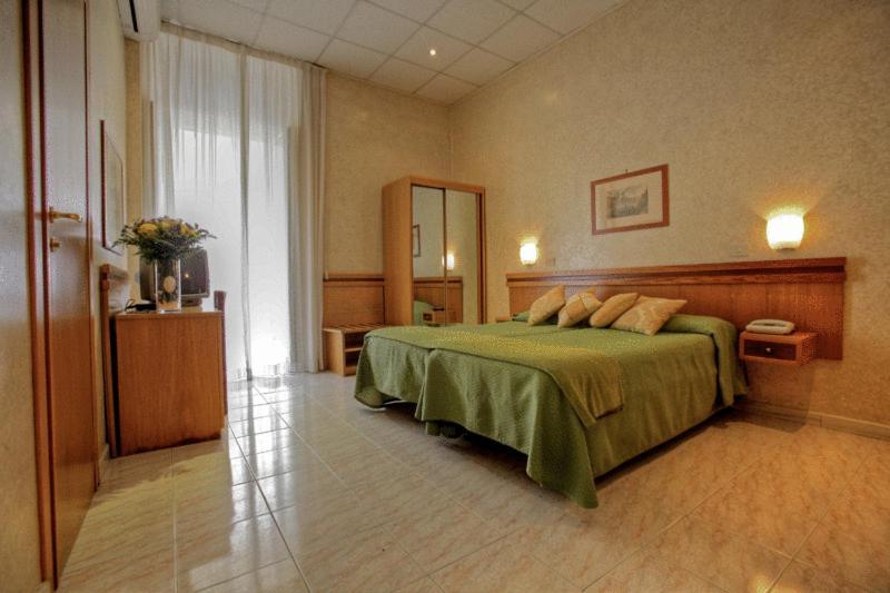 Twin Room,60926485:JPEG