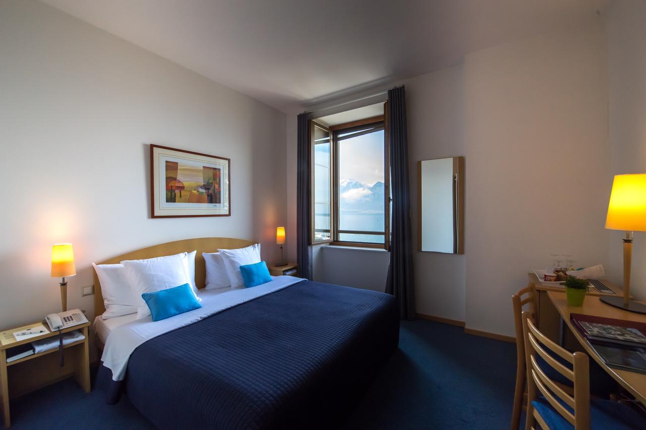 Standard Doppel-/Zweibettzimmer mit Seeblick