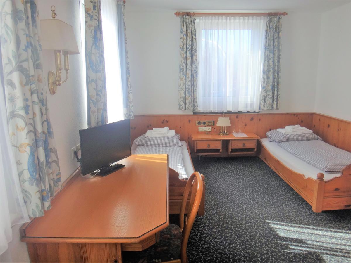 Standard Zweibettzimmer