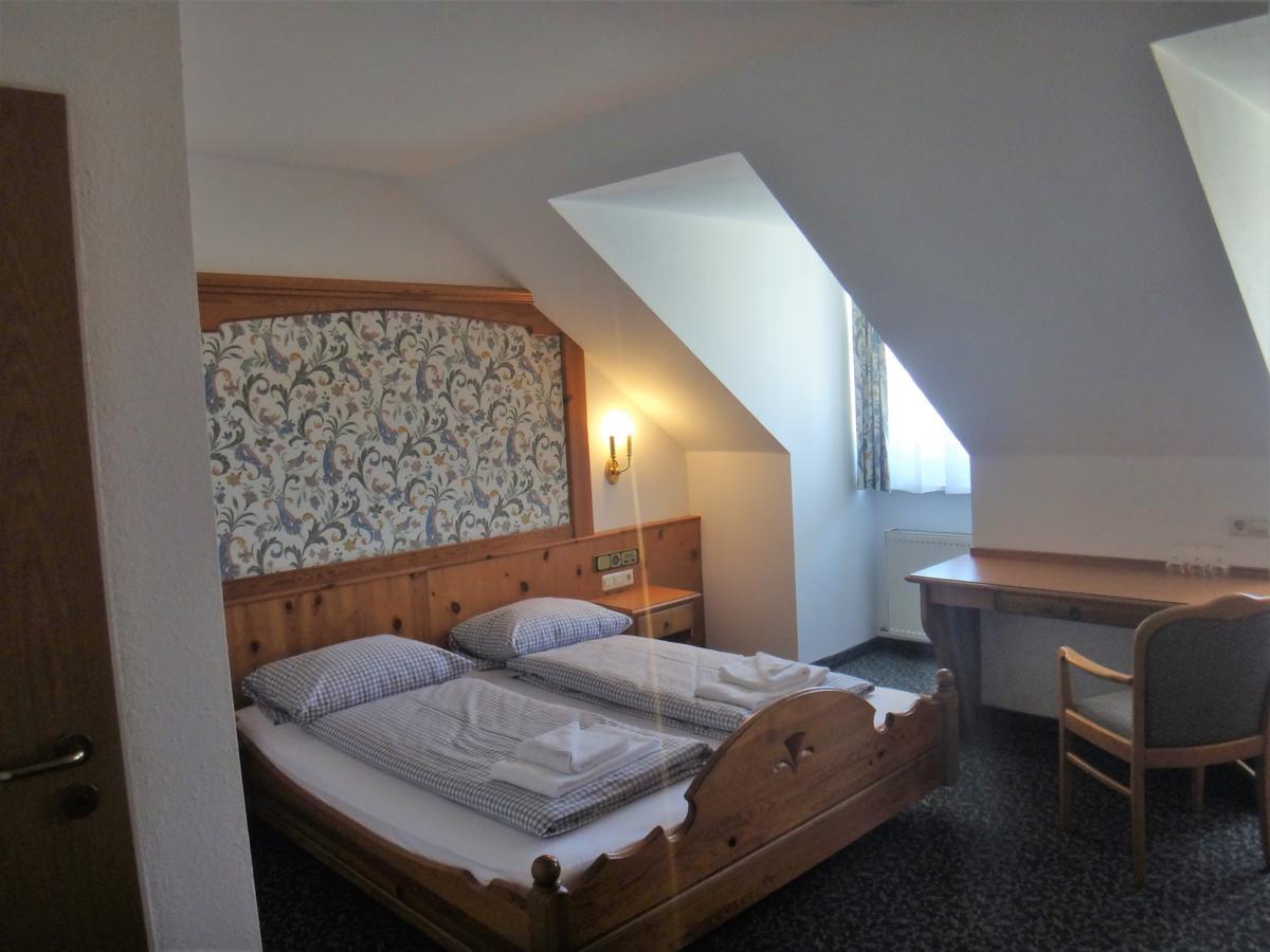 Dreibettzimmer