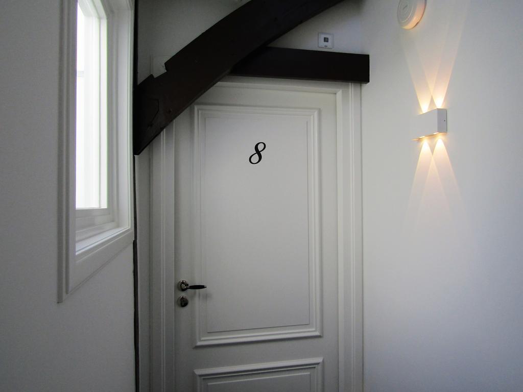 Deluxe Suite,943416460:JPEG