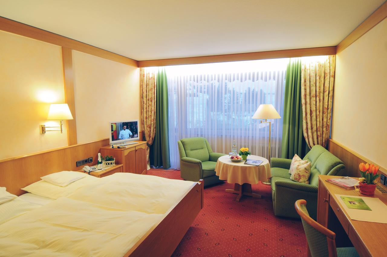 Double Room with Balcony & Terrace  Annex,646855227:JPEG