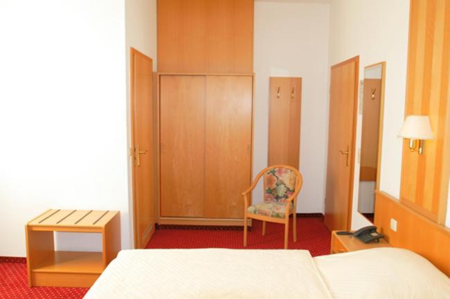 Einzelzimmer Economy