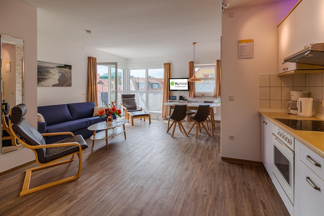 Two-Bedroom Apartment Sauna,695642505:JPEG