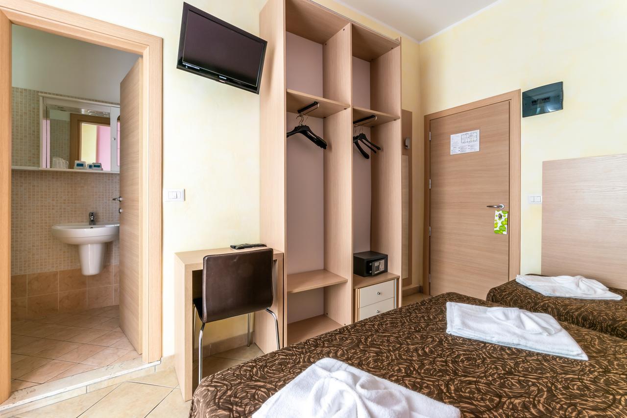 Dreibettzimmer