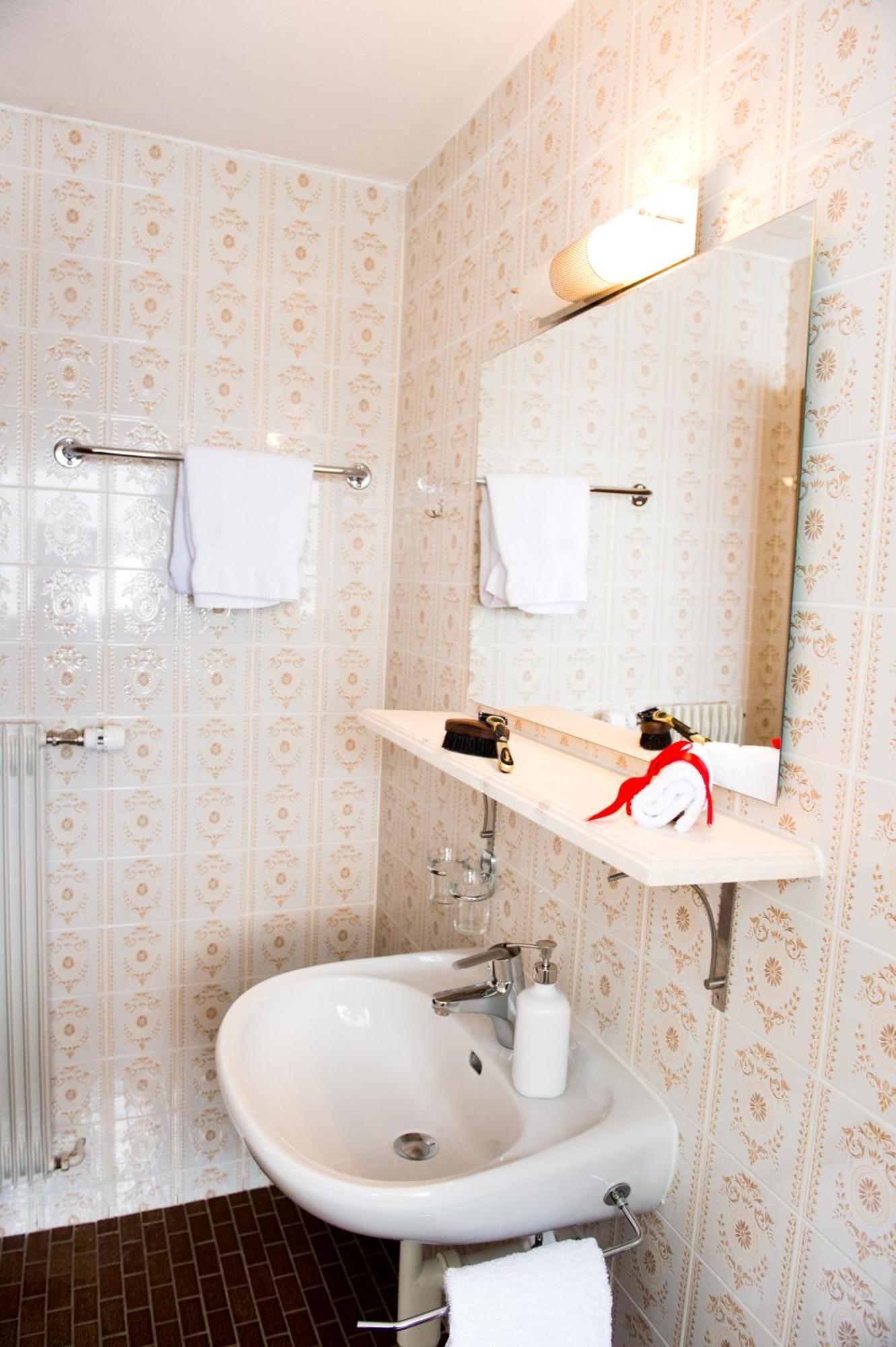 Doppelzimmer mit Balkon