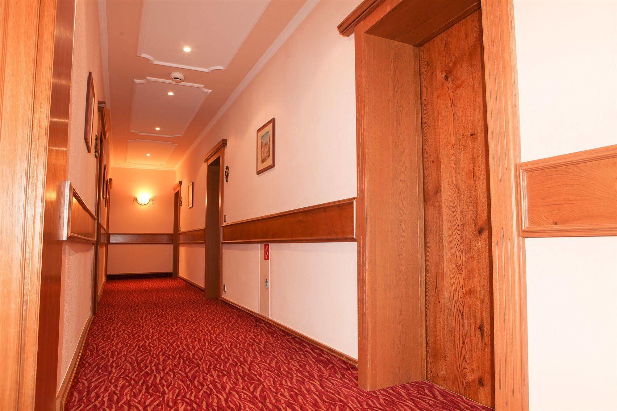 Standard Doppelzimmer mit Balkon