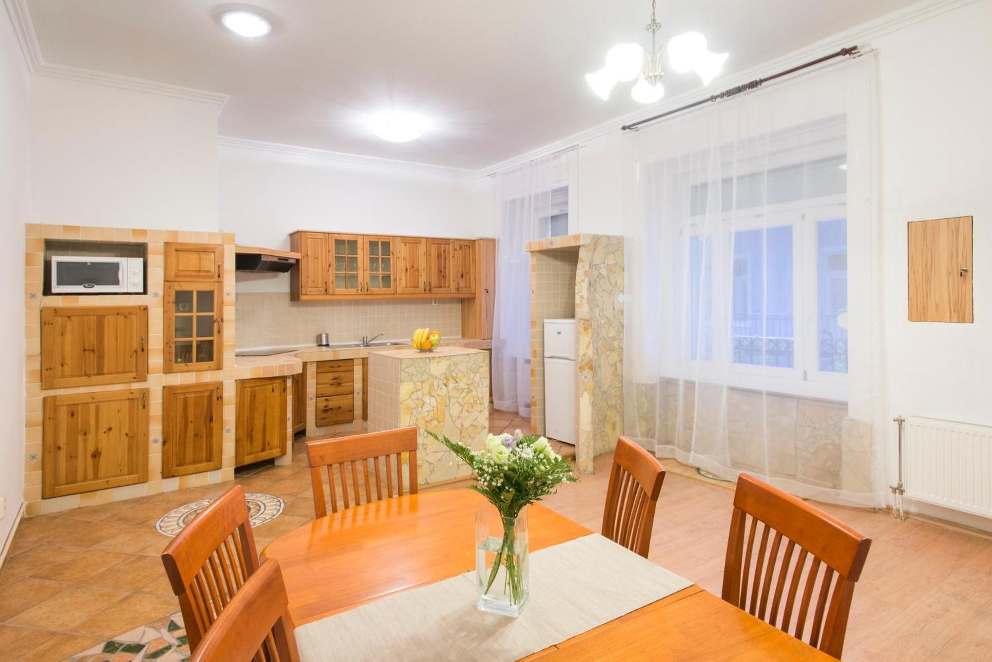 Großes Apartment mit 2 Schlafzimmern