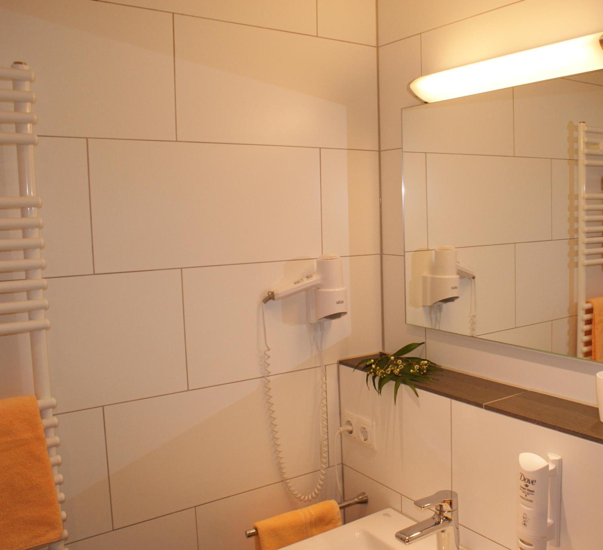 Double Room,692153769:JPEG
