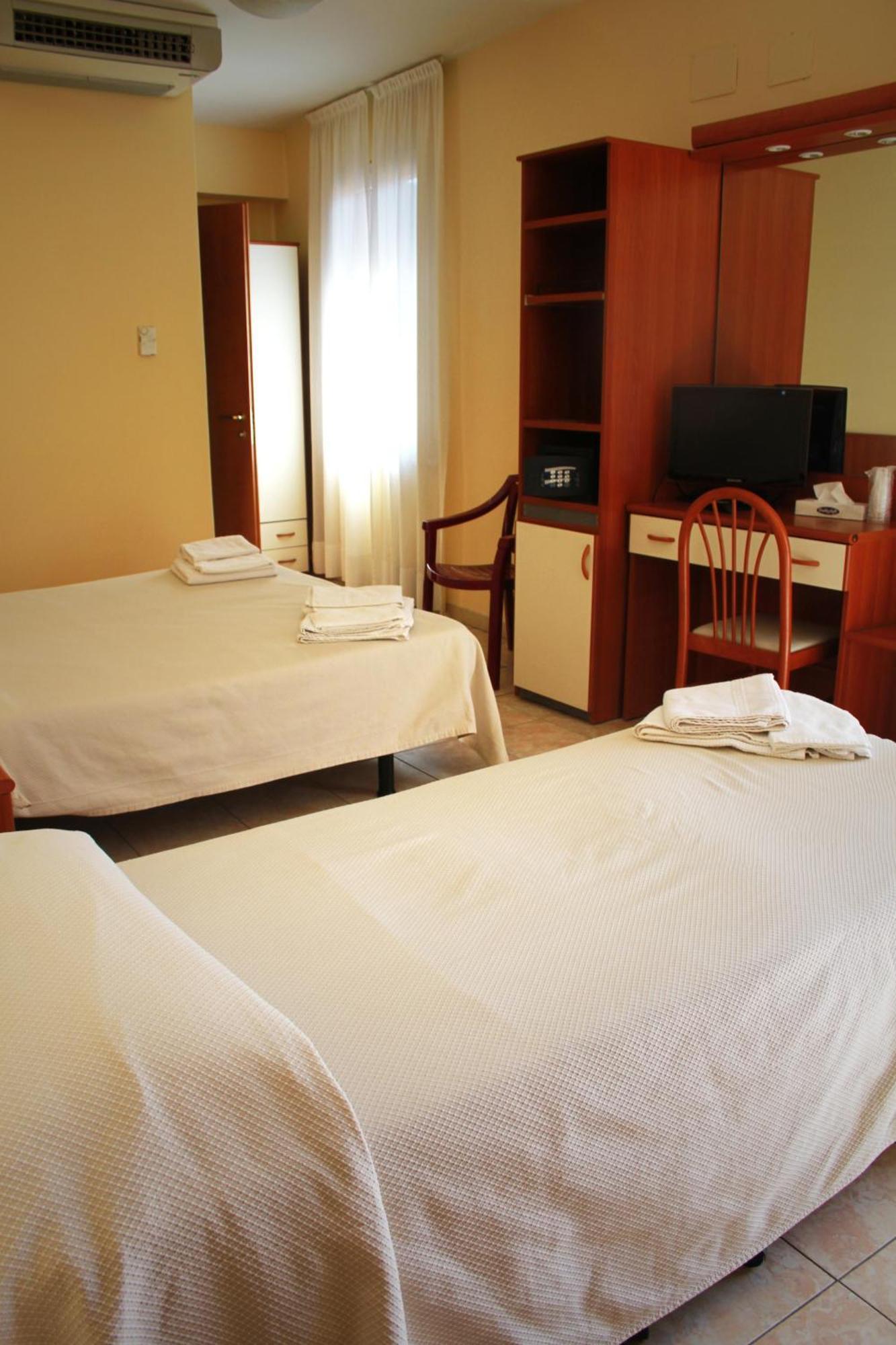 Dreibettzimmer